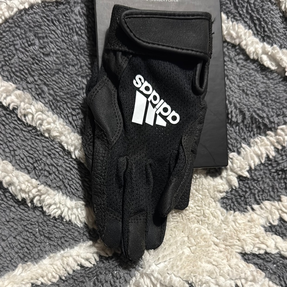 Adidas Black Sports Gloves